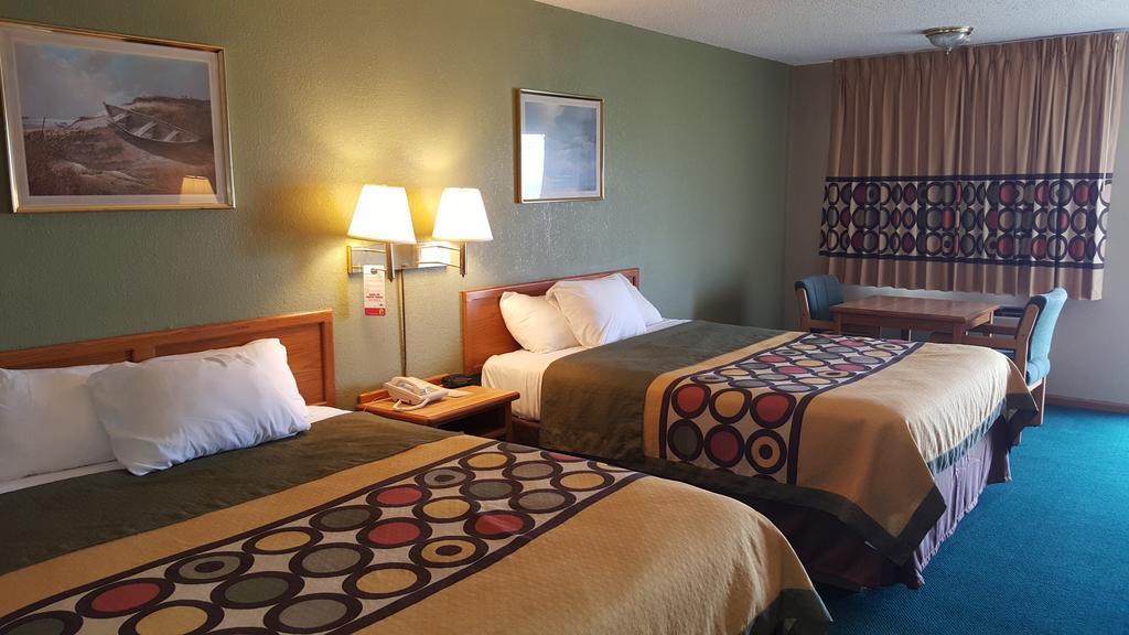 Budgetel Inn & Suites Butler Esterno foto