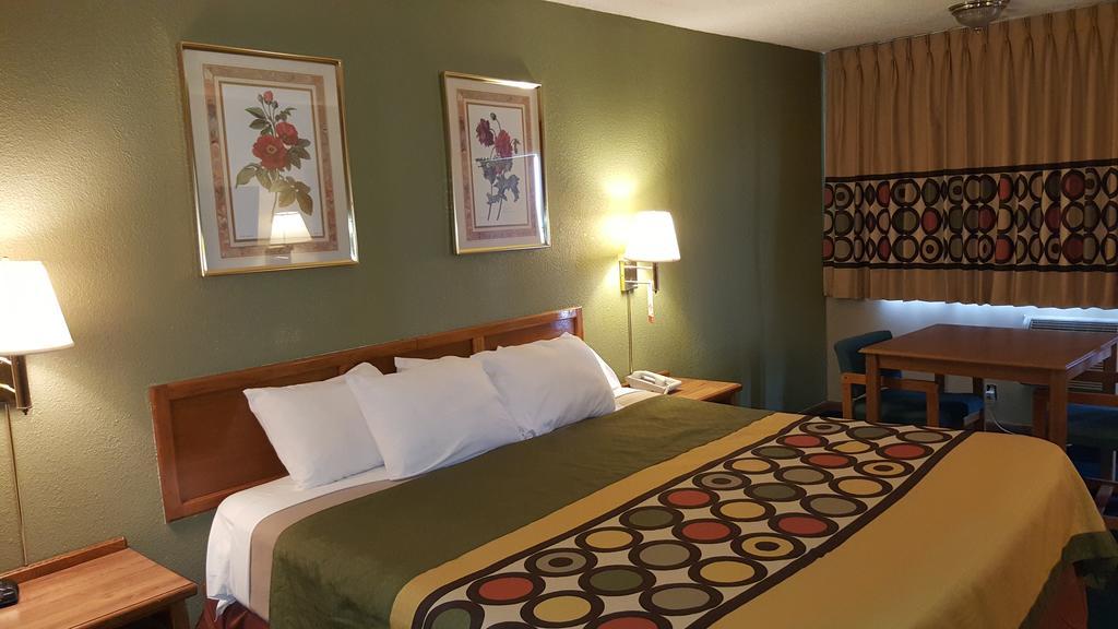 Budgetel Inn & Suites Butler Esterno foto